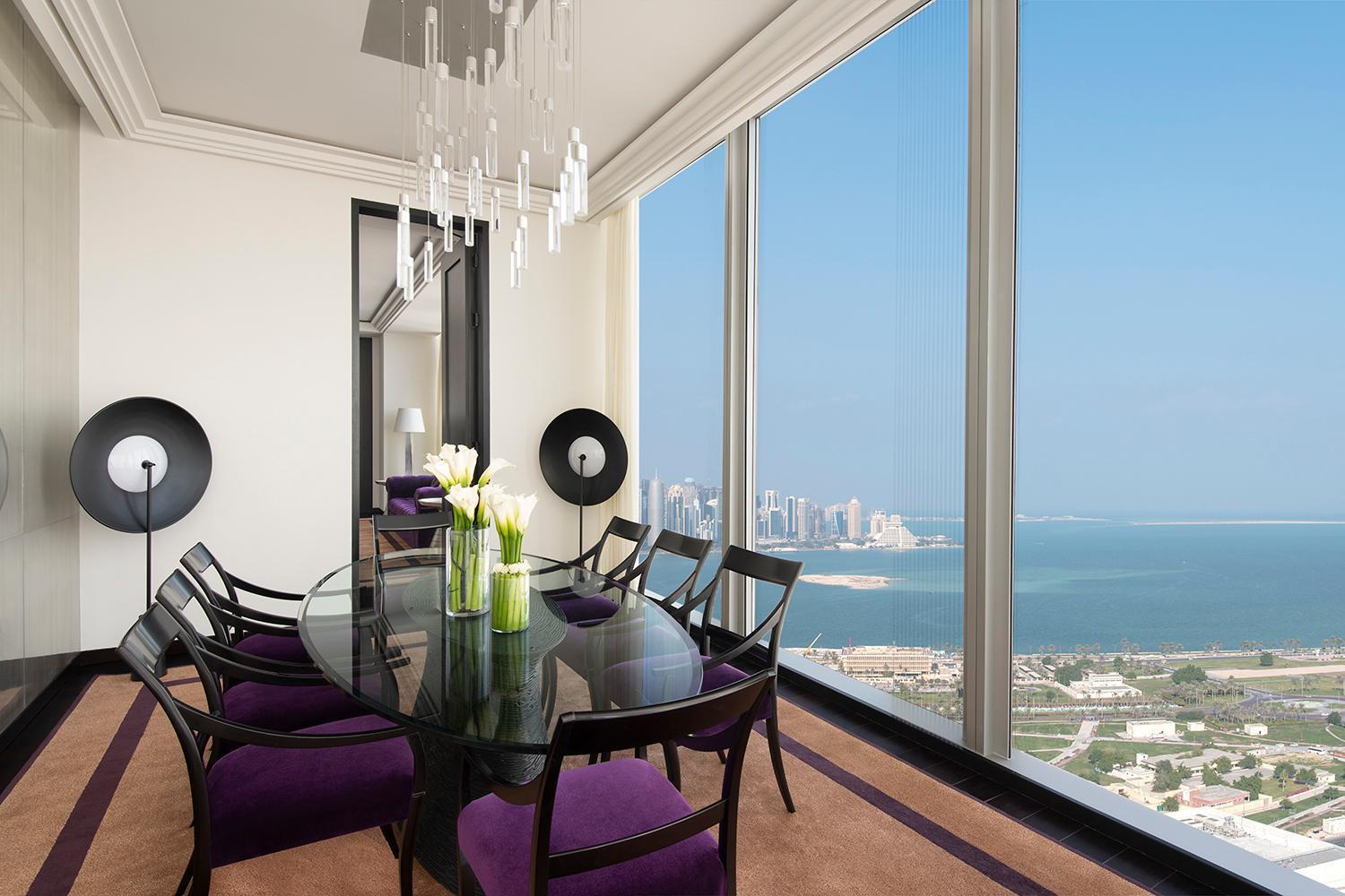 Banyan Tree Doha At La Cigale Mushaireb Oda fotoğraf A view from a penthouse apartment